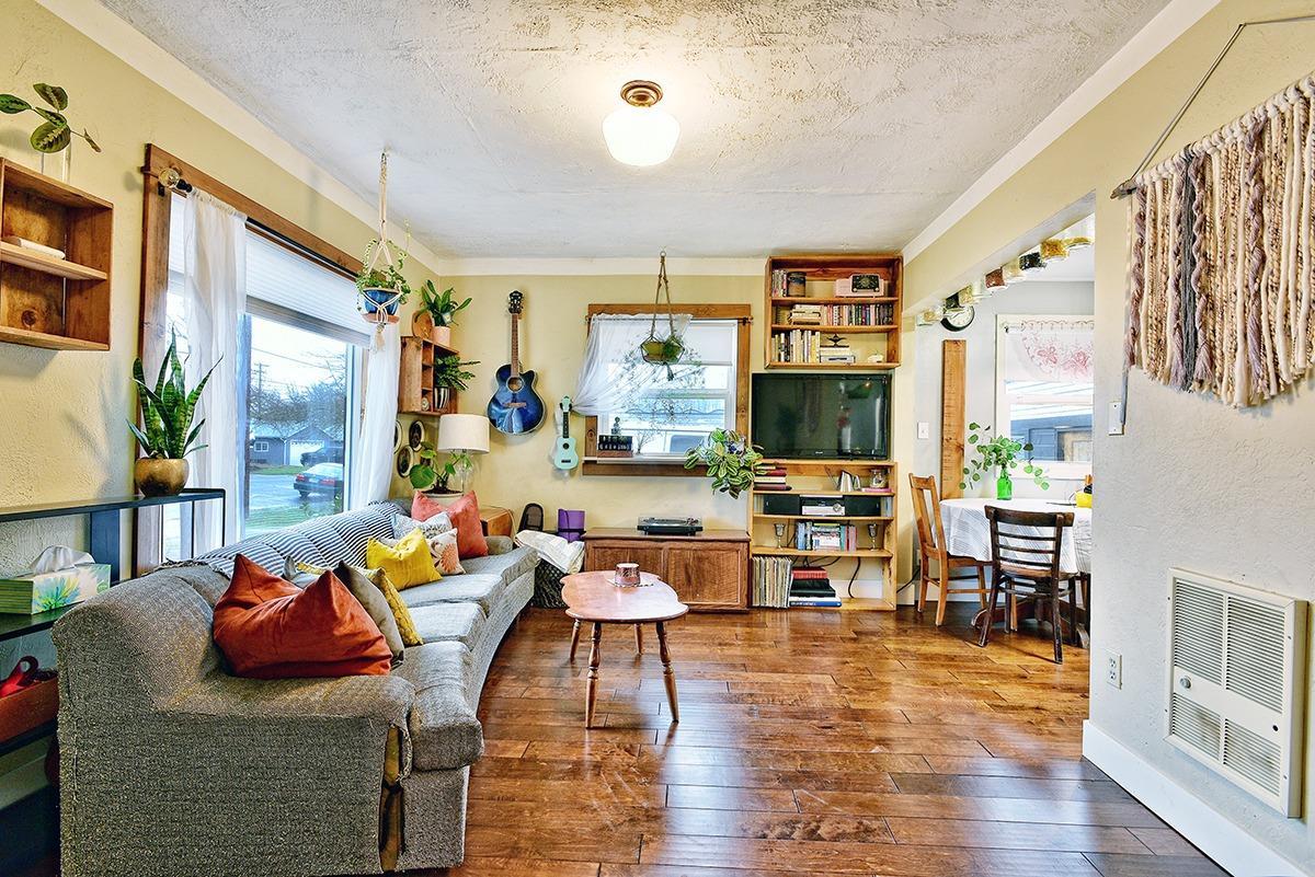 540 Bush Street Central Point, OR 97502 - Photo 2 of 19 Additional Photo