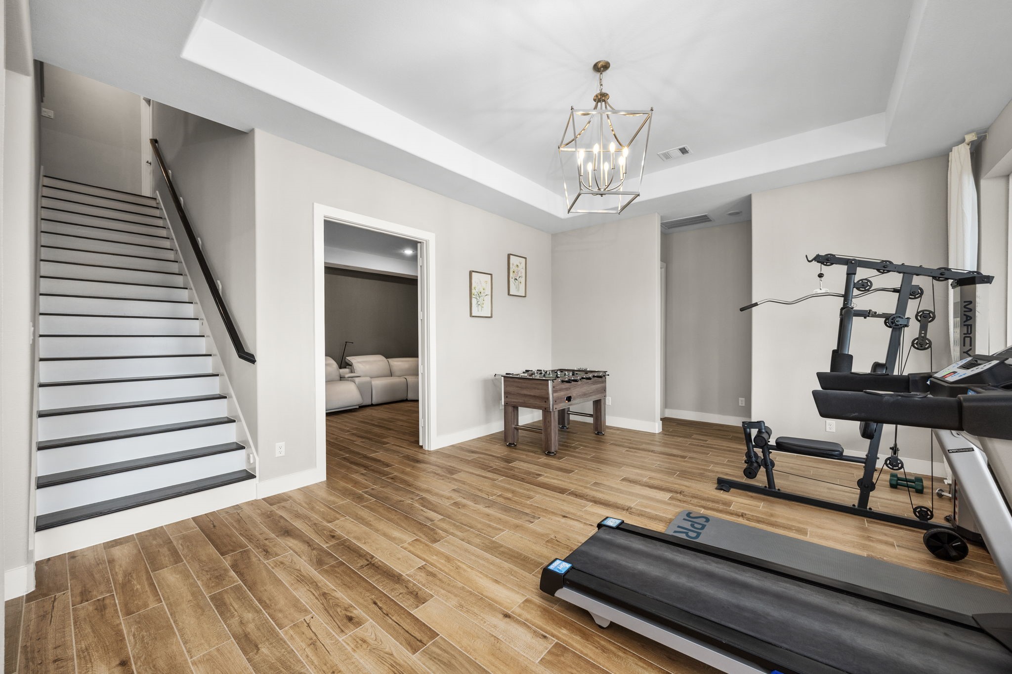 29402 Cir S Rnch Trail Fulshear, TX 77406 - Photo 23 of 50 a view of a livingroom with furniture and hardwood floor