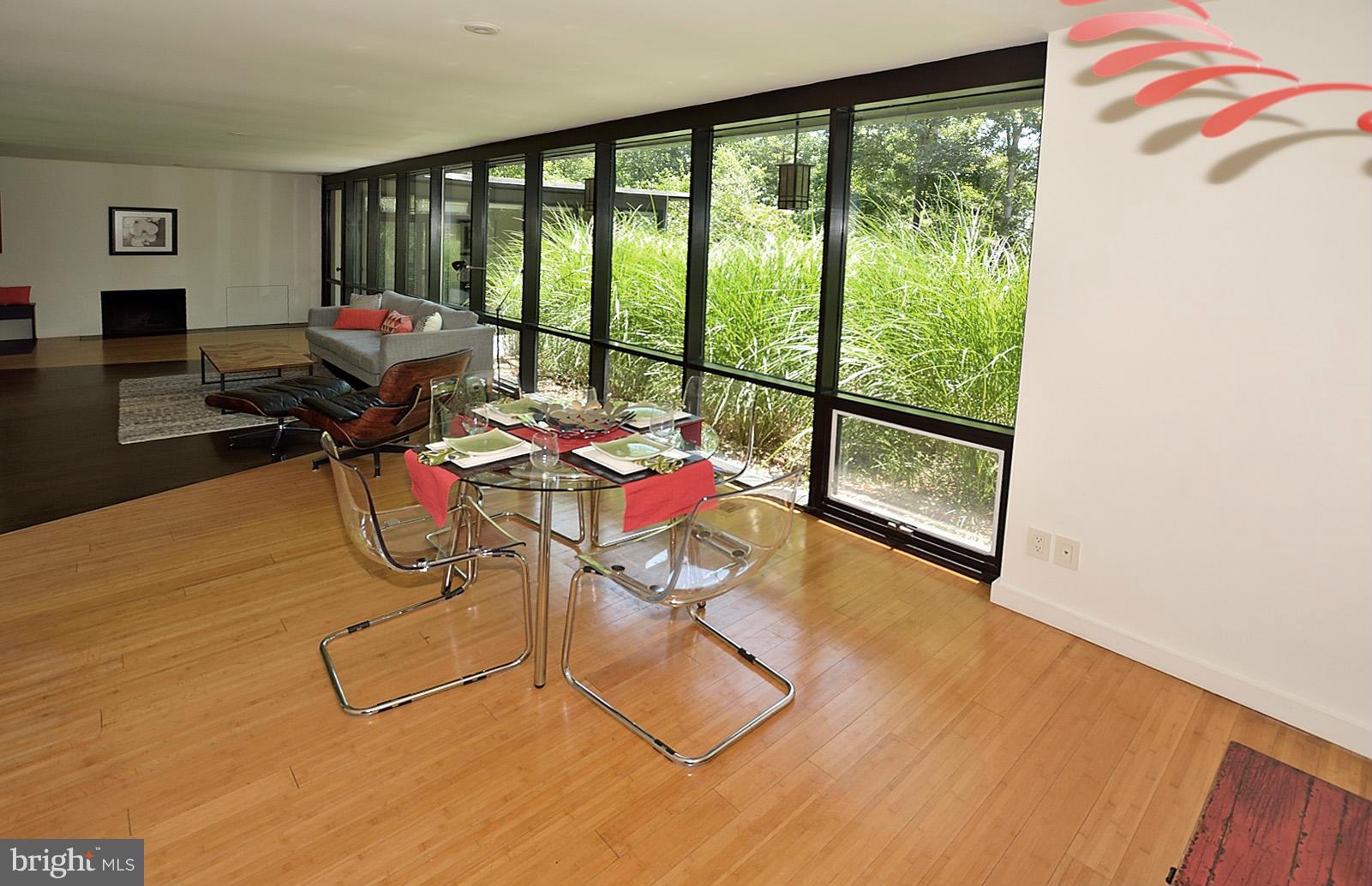 2003 Marthas Road Alexandria, VA 22307 - Photo 12 of 22 Dining Room