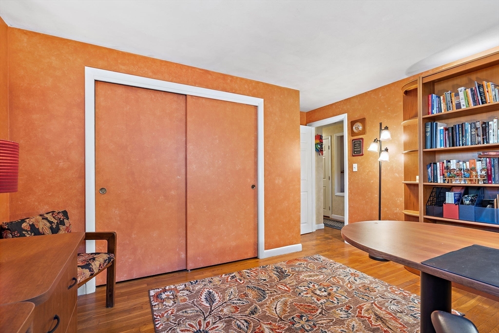 352 Taylor Road Stow, MA 01775 - Photo 16 of 39