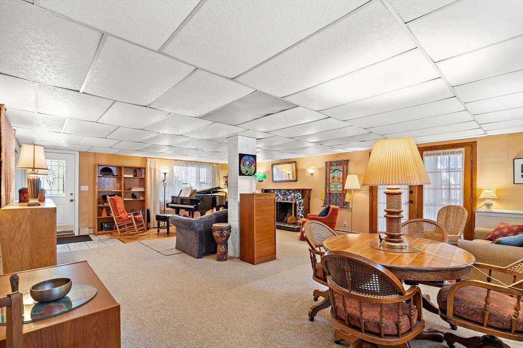 352 Taylor Road Stow, MA 01775 - Photo 22 of 39