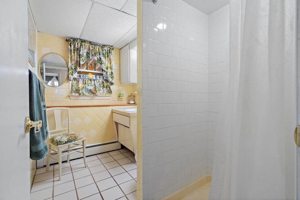 352 Taylor Road Stow, MA 01775 - Photo 27 of 39