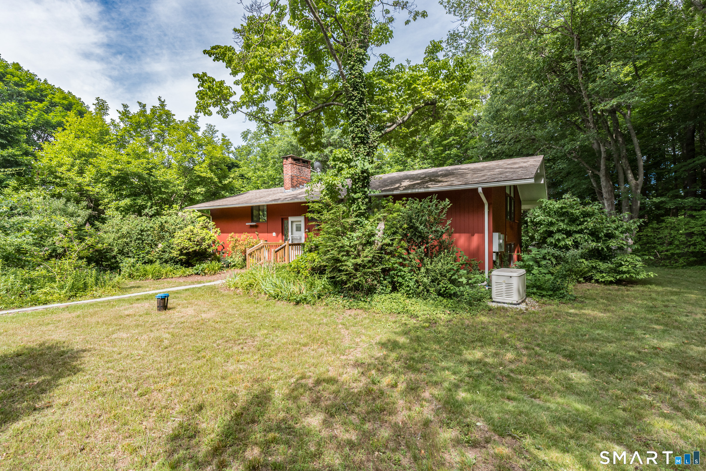 15 Winsome Road Durham, CT 06422 - Photo 2 of 40 Gallery Image 2