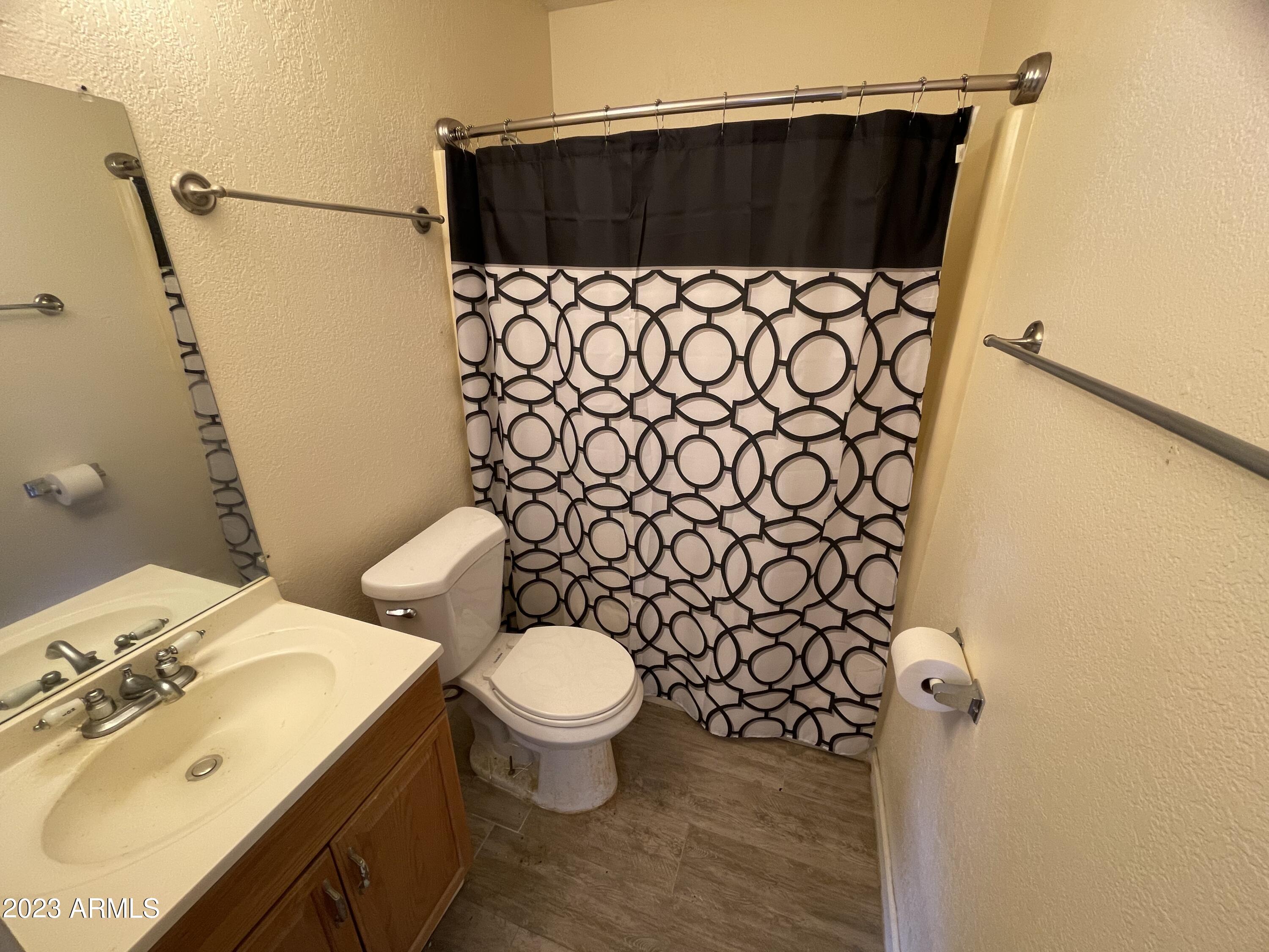 2605 West Ocotillo Road, Unit 1 Phoenix, AZ 85017 - Photo 15 of 19 IMG_9185