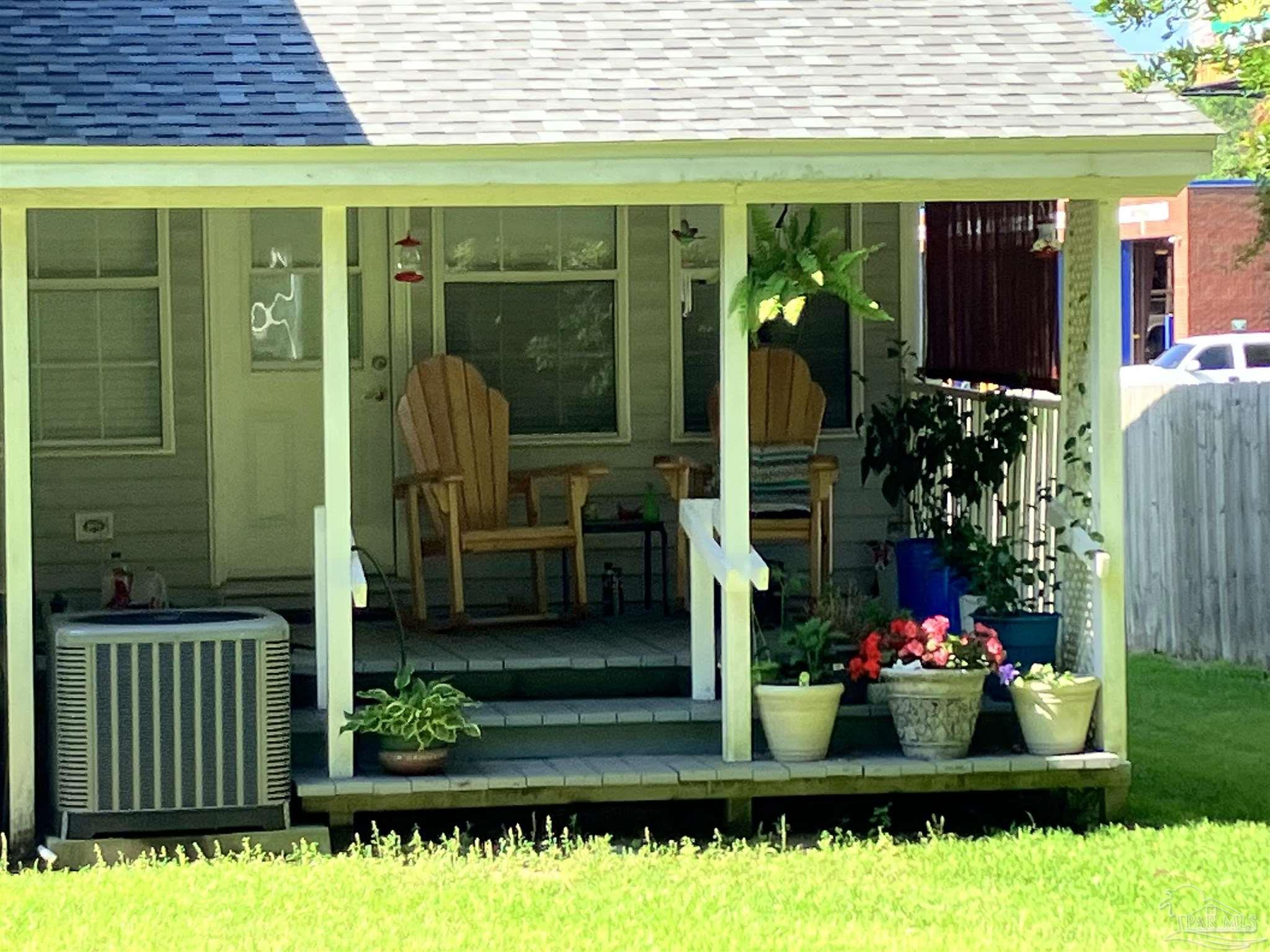 4138 Pace Road Pace, FL 32571 - Photo 2 of 8