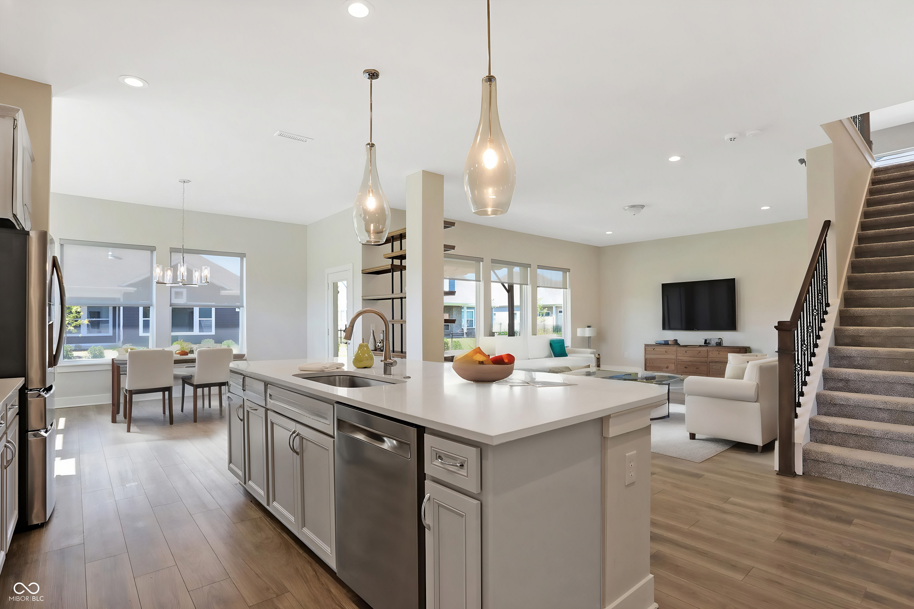 15831 Ridan Street Fishers, IN 46040 - Photo 5 of 56 Gallery Image 5