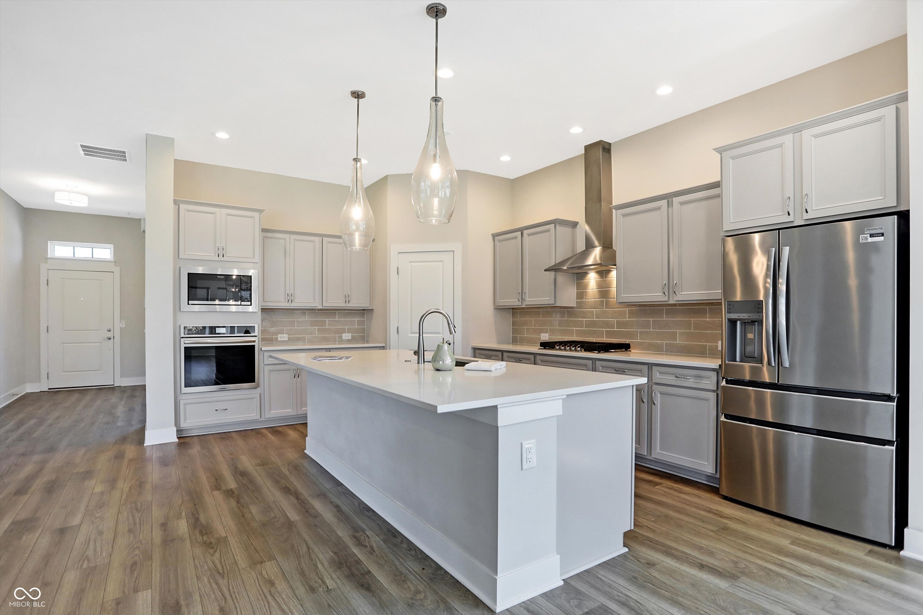 15831 Ridan Street Fishers, IN 46040 - Photo 8 of 56 Gallery Image 8