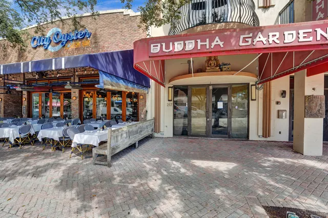 $2,999,999 | 246 North Swinton Avenue, Delray Beach, FL 33444