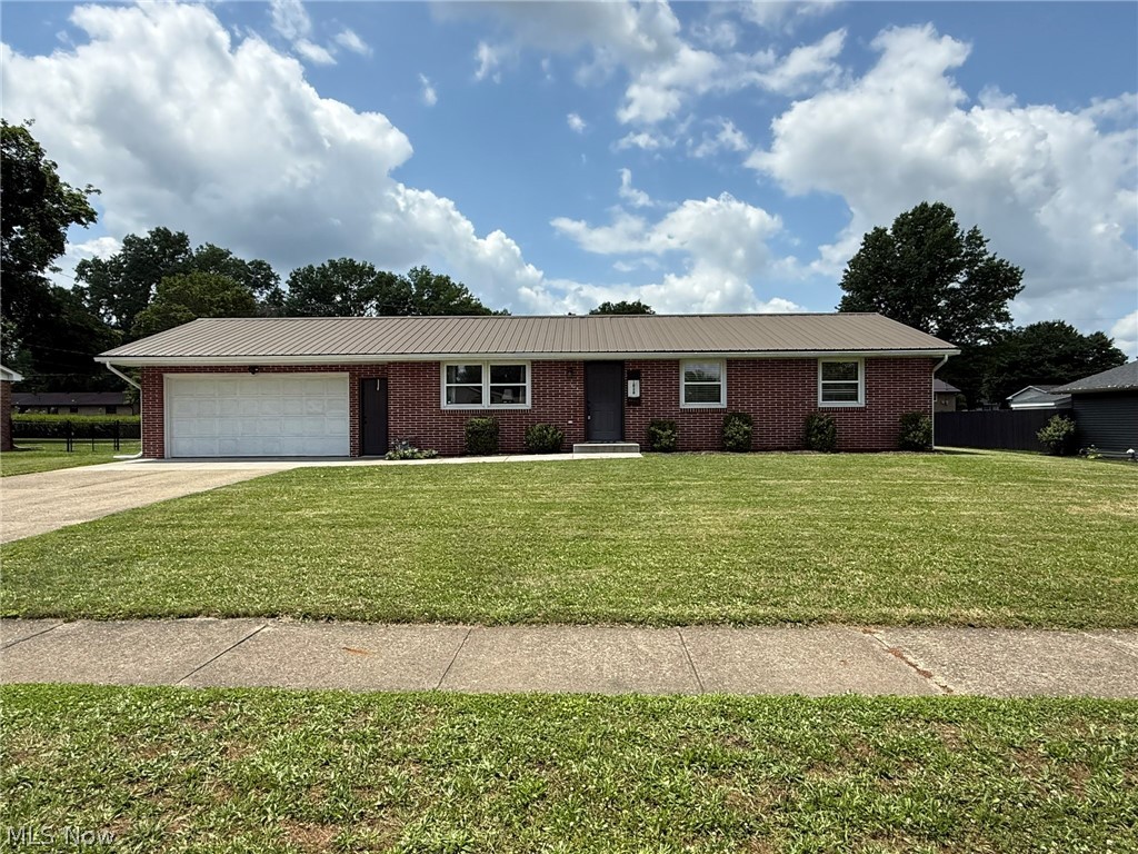 1038 2nd Street Southwest New Philadelphia, OH 44663 - Photo 1 of 50