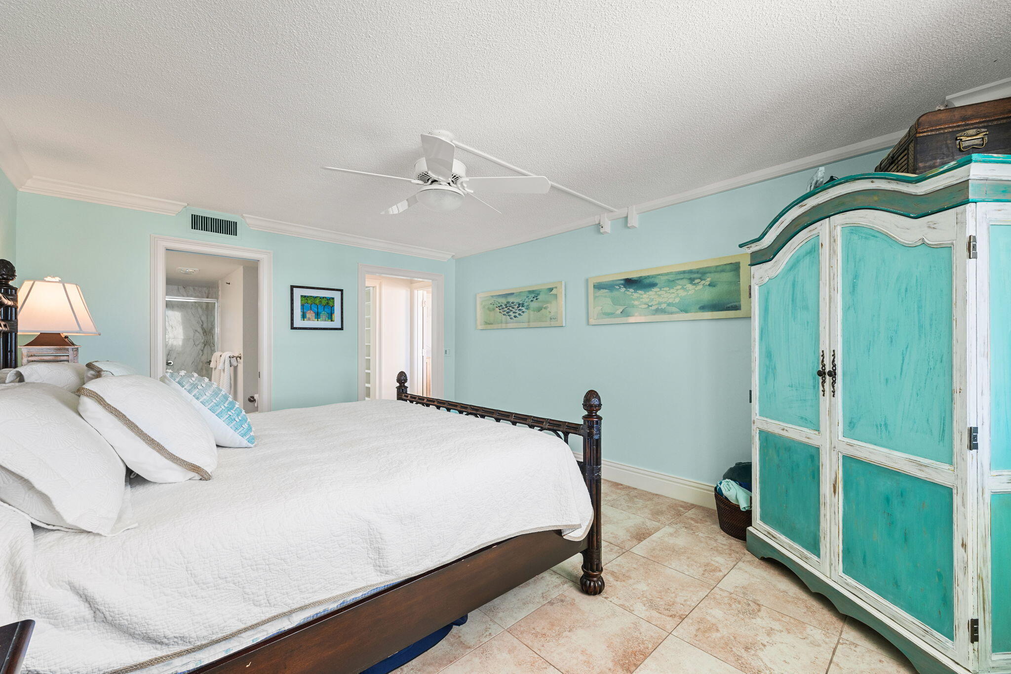 375 South Beach Road, Unit 802 Tequesta, FL 33469 - Photo 19 of 39 a bedroom with a bed and a window