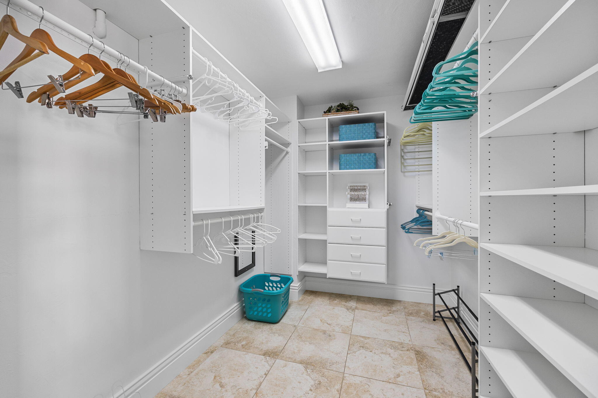 375 South Beach Road, Unit 802 Tequesta, FL 33469 - Photo 22 of 39 a view of walk in closet with empty racks