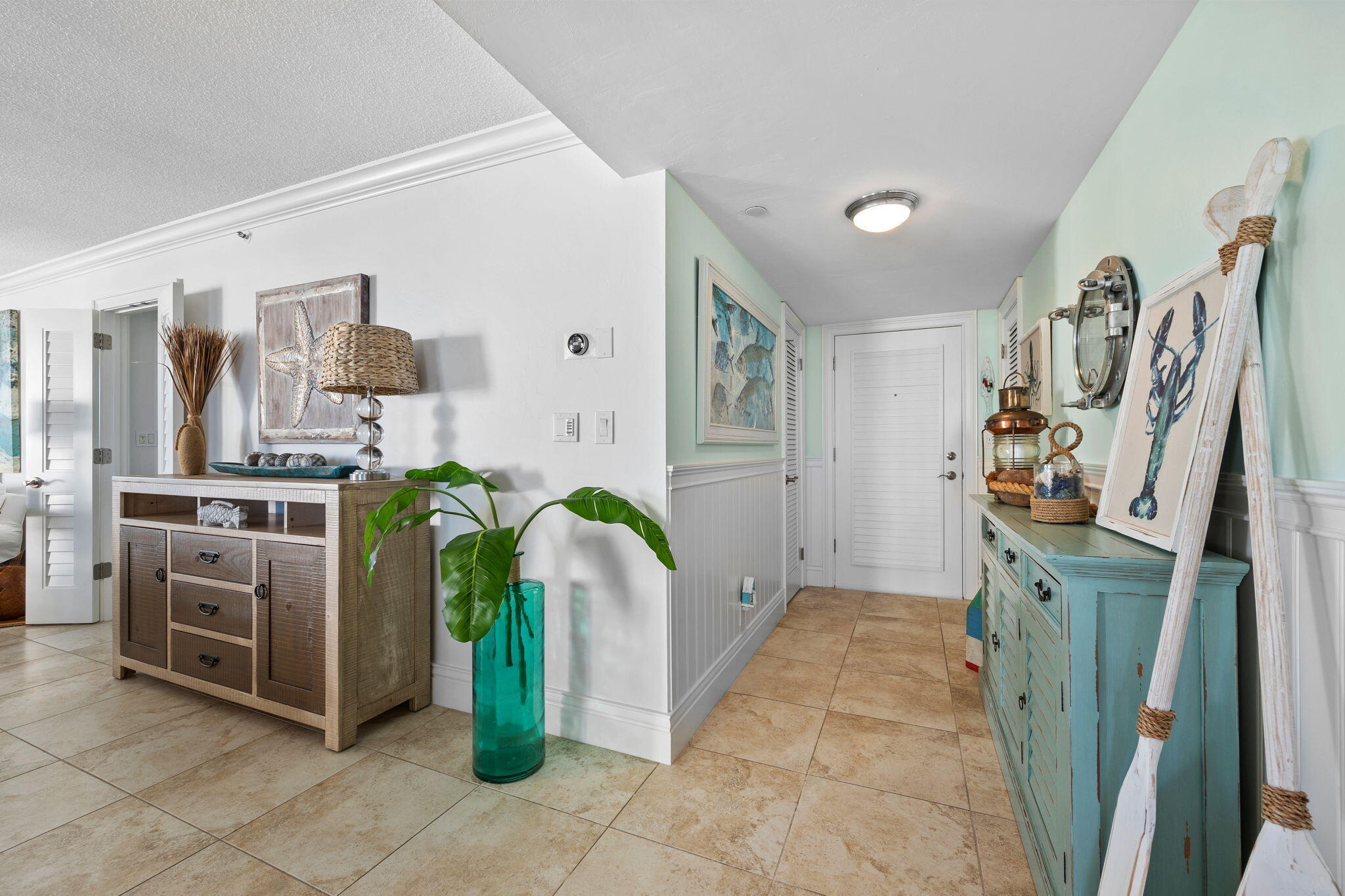 375 South Beach Road, Unit 802 Tequesta, FL 33469 - Photo 5 of 39 a view of a storage & utility room