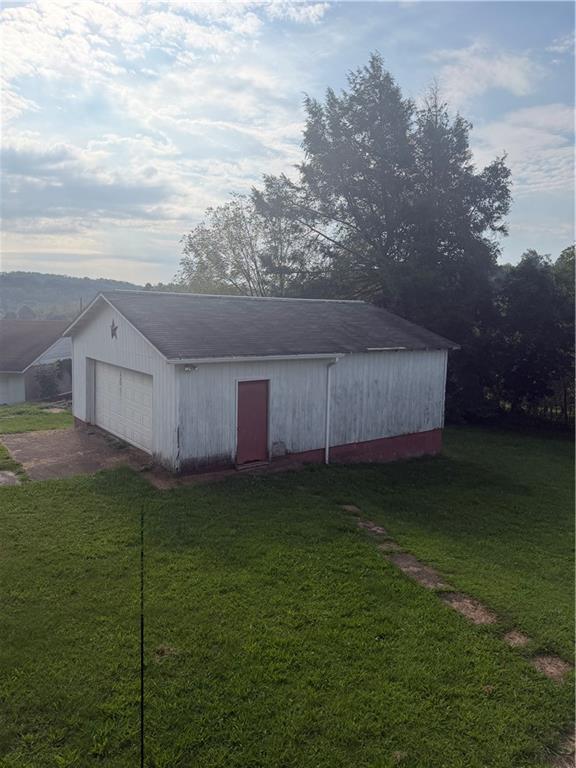 320 Greenfield Road Vanderbilt, PA 15486 - Photo 3 of 11 Gallery Image 3