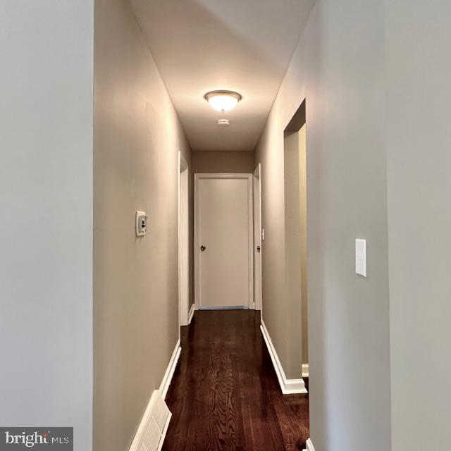 86 South Burlington Road Bridgeton, NJ 08302 - Photo 23 of 42 Hallway