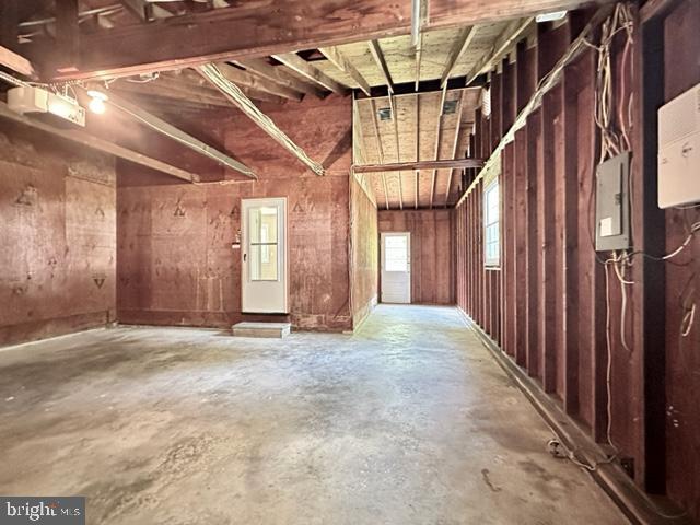 86 South Burlington Road Bridgeton, NJ 08302 - Photo 38 of 42 Garage