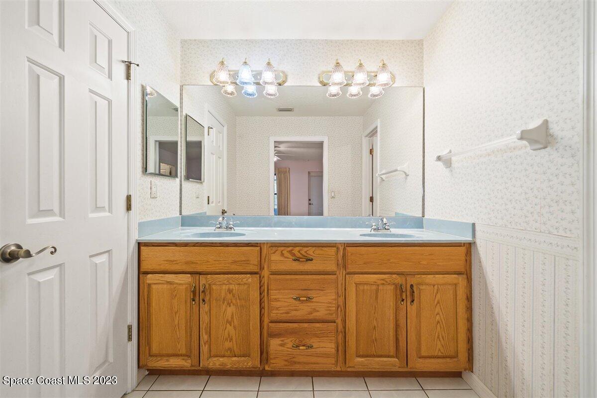 3949 Hunters Ridge Way Titusville, FL 32796 - Photo 22 of 37 25-untitled-24