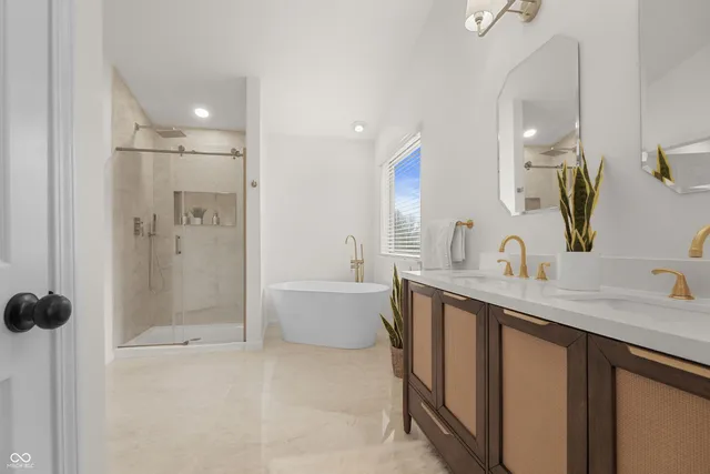 $425,000 | 14901 Windmill Drive, Carmel, IN 46033