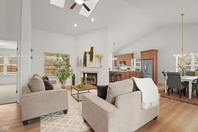 $425,000 | 14901 Windmill Drive, Carmel, IN 46033