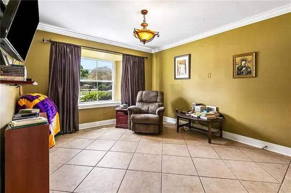 $549,000 | 4701 Lake Vista Drive, Metairie, LA 70006