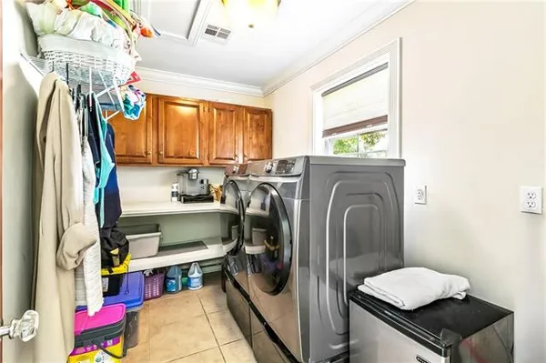 $549,000 | 4701 Lake Vista Drive, Metairie, LA 70006