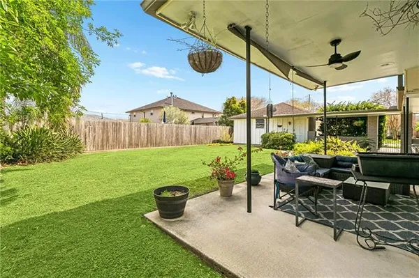 $549,000 | 4701 Lake Vista Drive, Metairie, LA 70006
