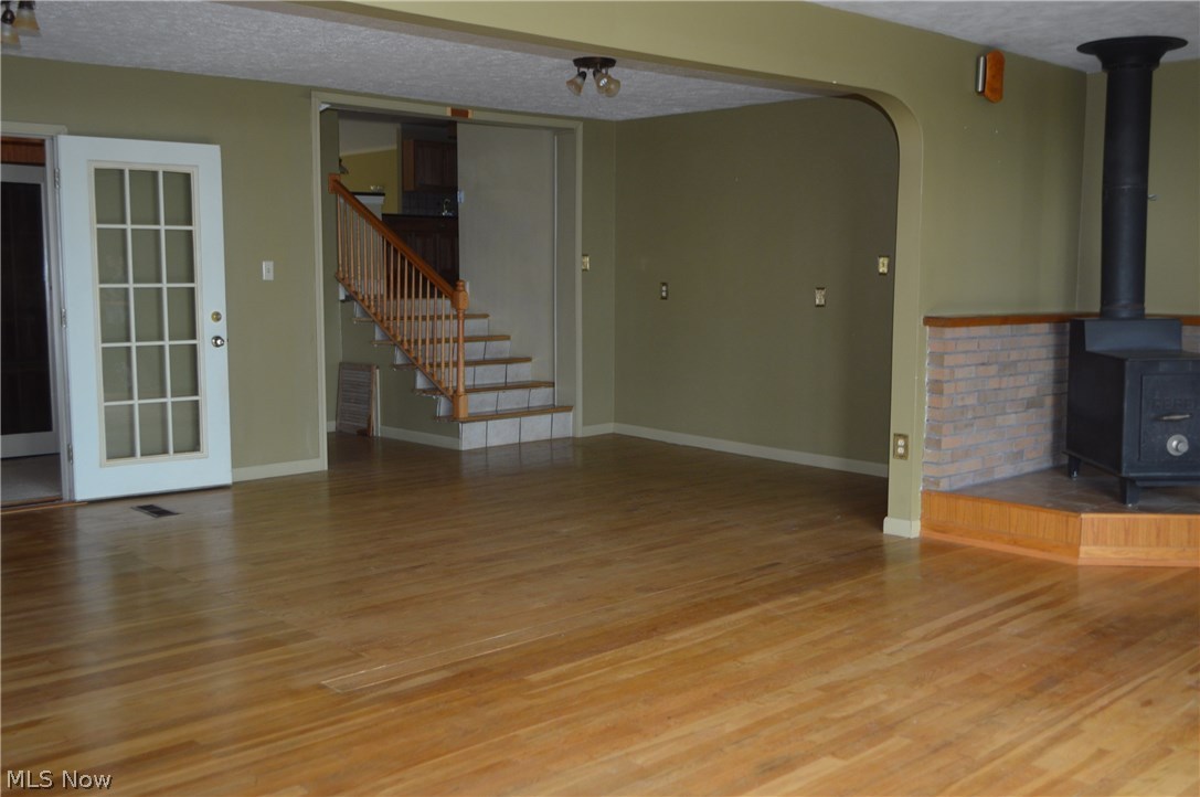 307 Cedar Point Road Sandusky, OH 44870 - Photo 4 of 25