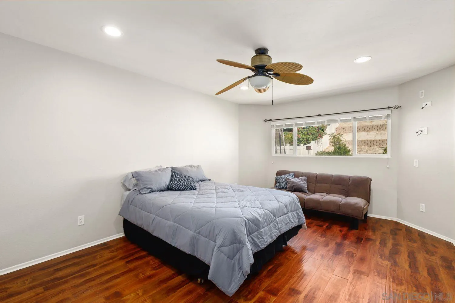 5234 Rancho Court Oceanside, CA 92056 - Photo 15 of 24 Gallery Image 15