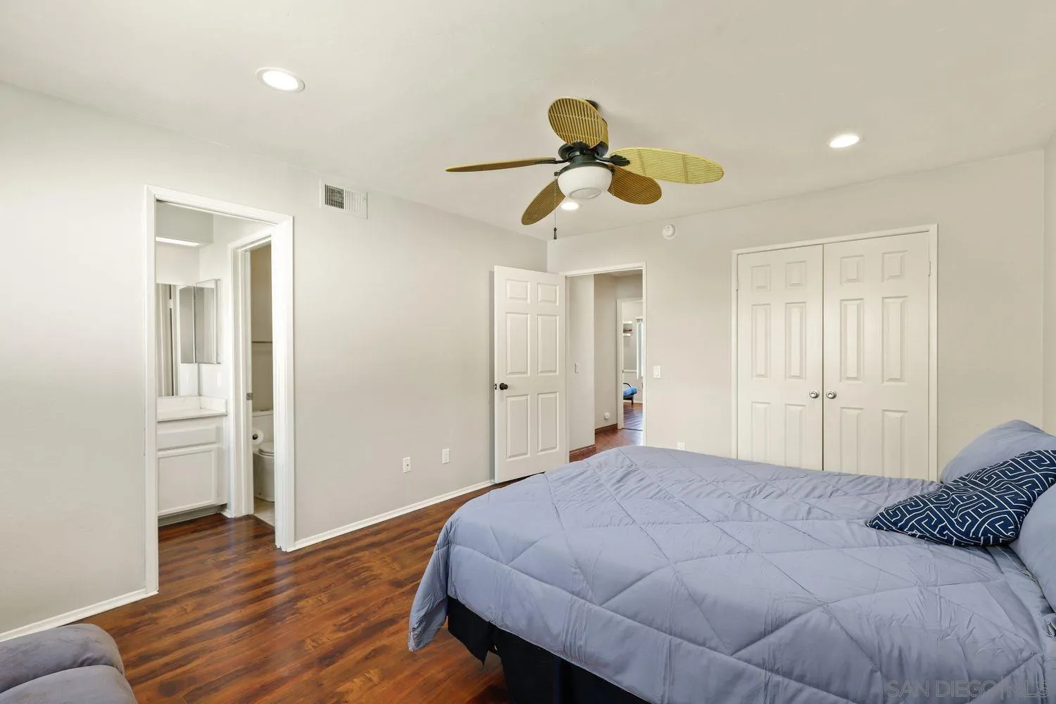 5234 Rancho Court Oceanside, CA 92056 - Photo 16 of 24 Gallery Image 16