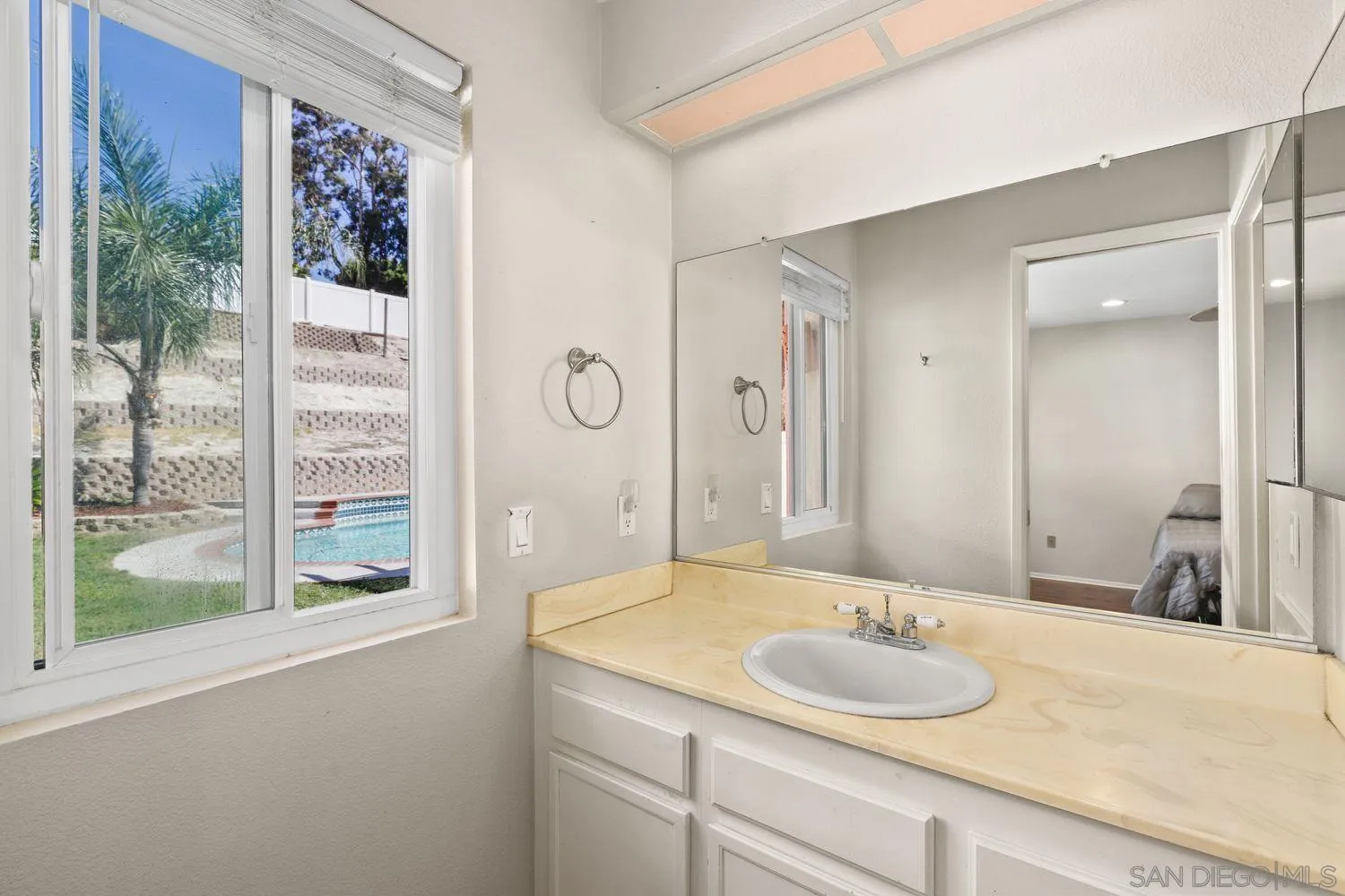 5234 Rancho Court Oceanside, CA 92056 - Photo 17 of 24 Gallery Image 17