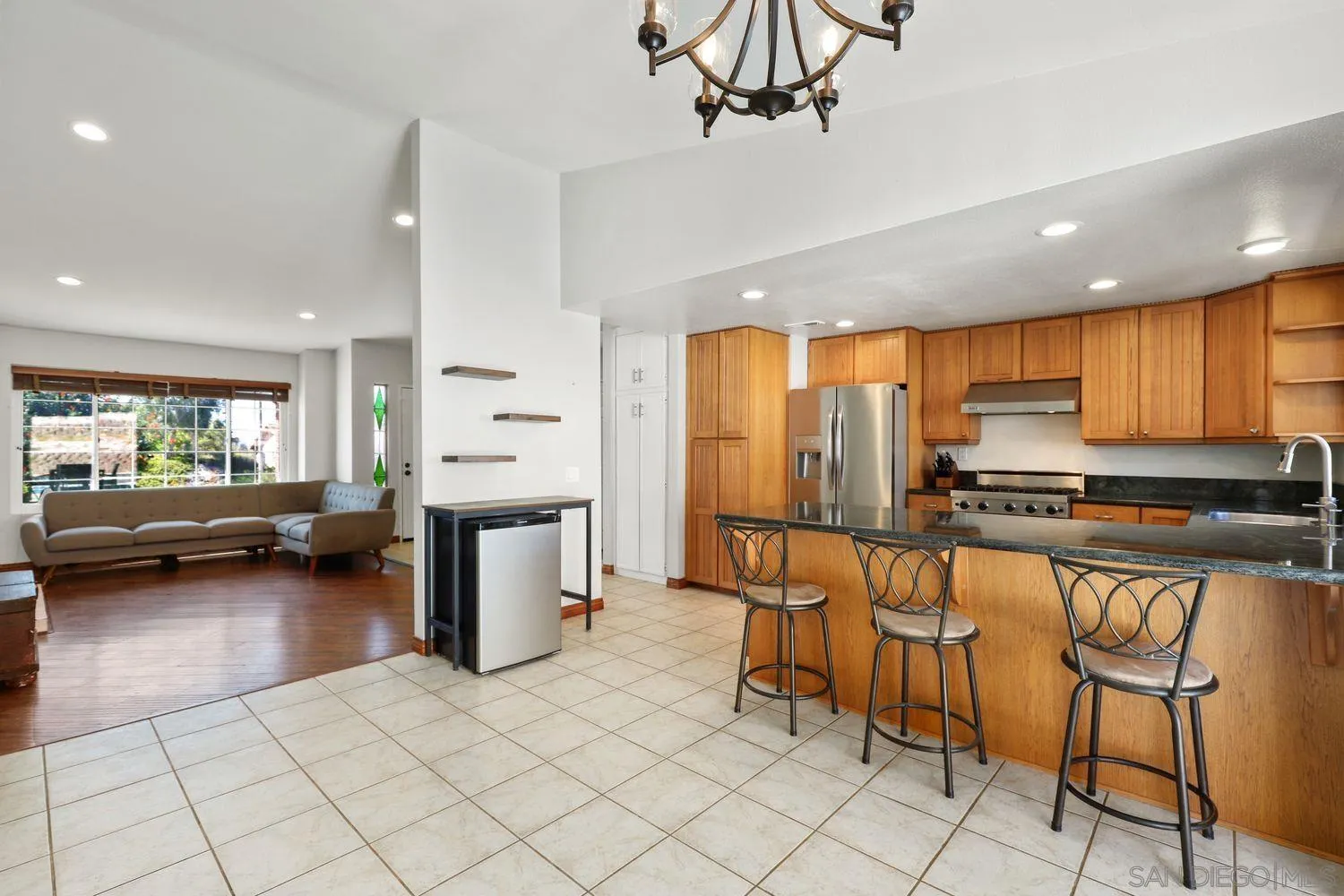 5234 Rancho Court Oceanside, CA 92056 - Photo 10 of 24 Gallery Image 10