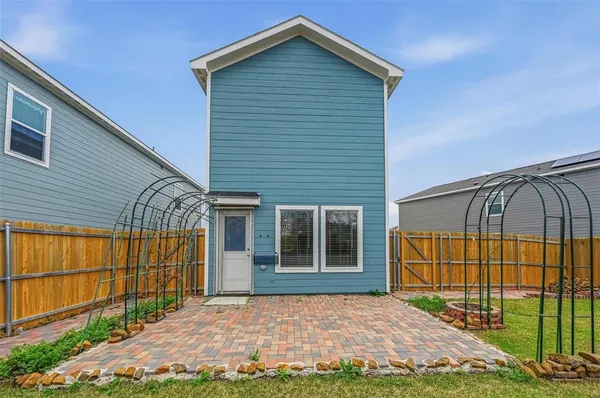 $1,625 | 932 Grebe Drive, Princeton, TX 75407