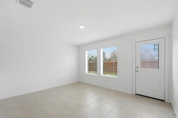 $1,625 | 932 Grebe Drive, Princeton, TX 75407