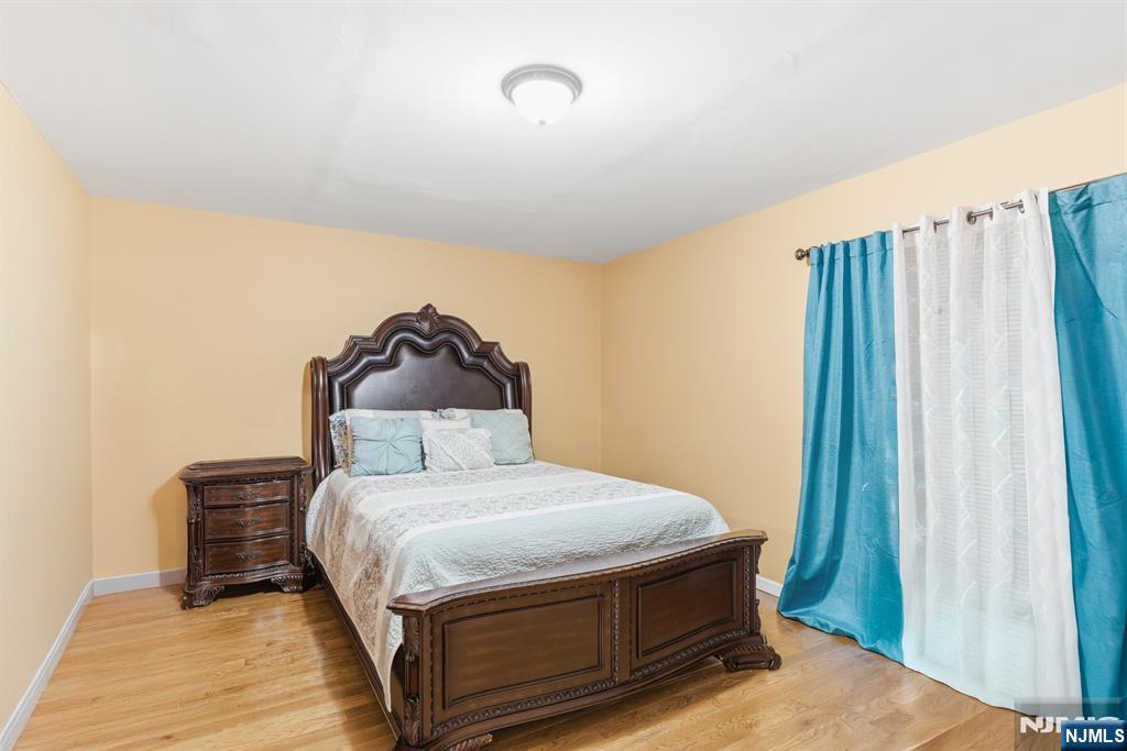 486 4th Street Newark, NJ 07107 - Photo 8 of 13