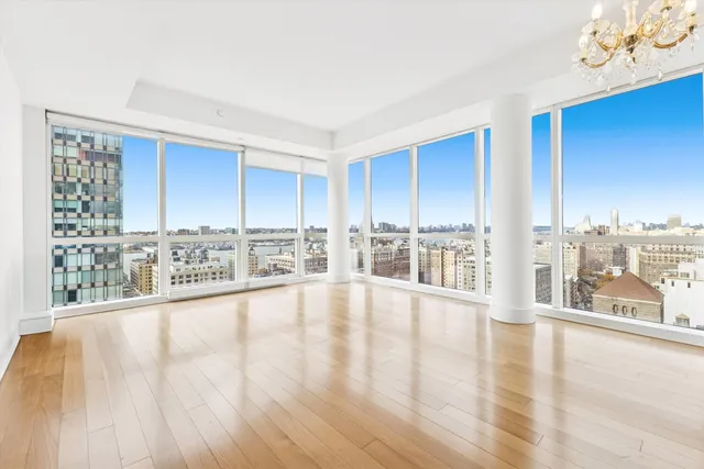 $10,495 | 2628 Broadway, Unit 25A | Upper West Side