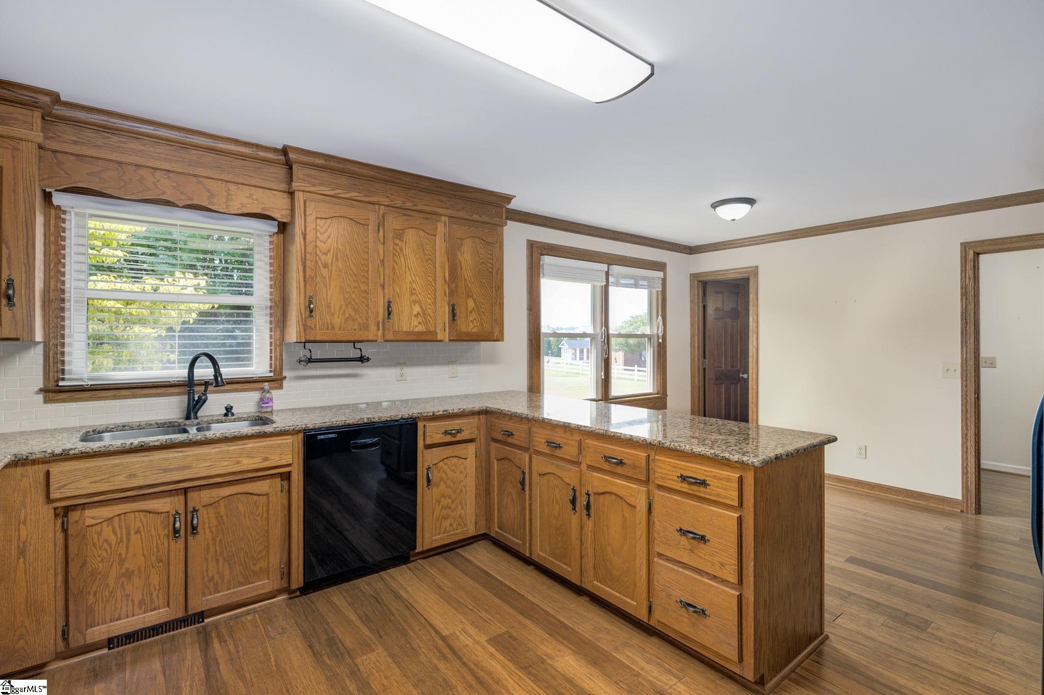 2835 Locust Hill Road Taylors, SC 29687 - Photo 12 of 32 Gallery Image 12