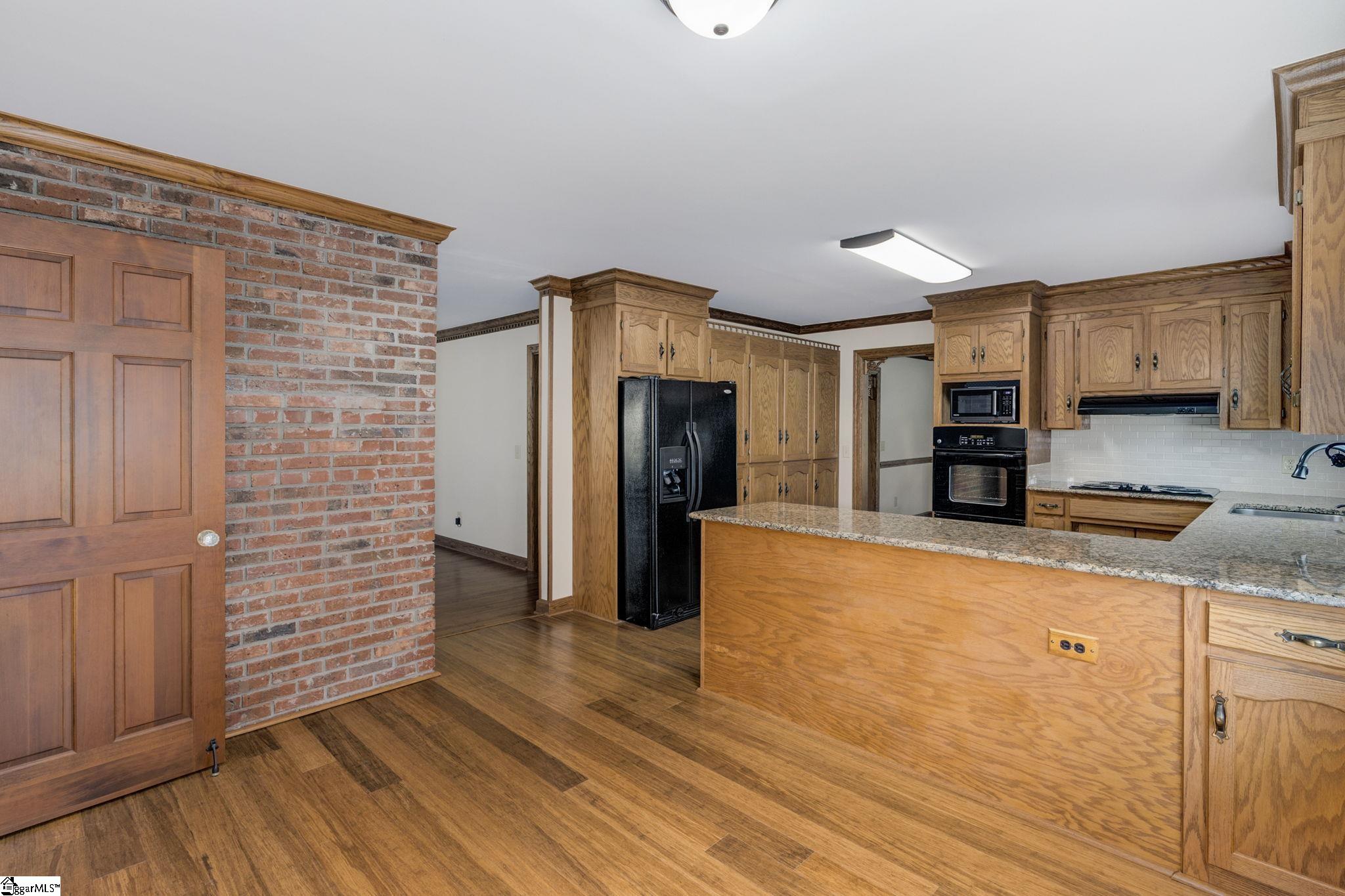 2835 Locust Hill Road Taylors, SC 29687 - Photo 17 of 32 Gallery Image 17