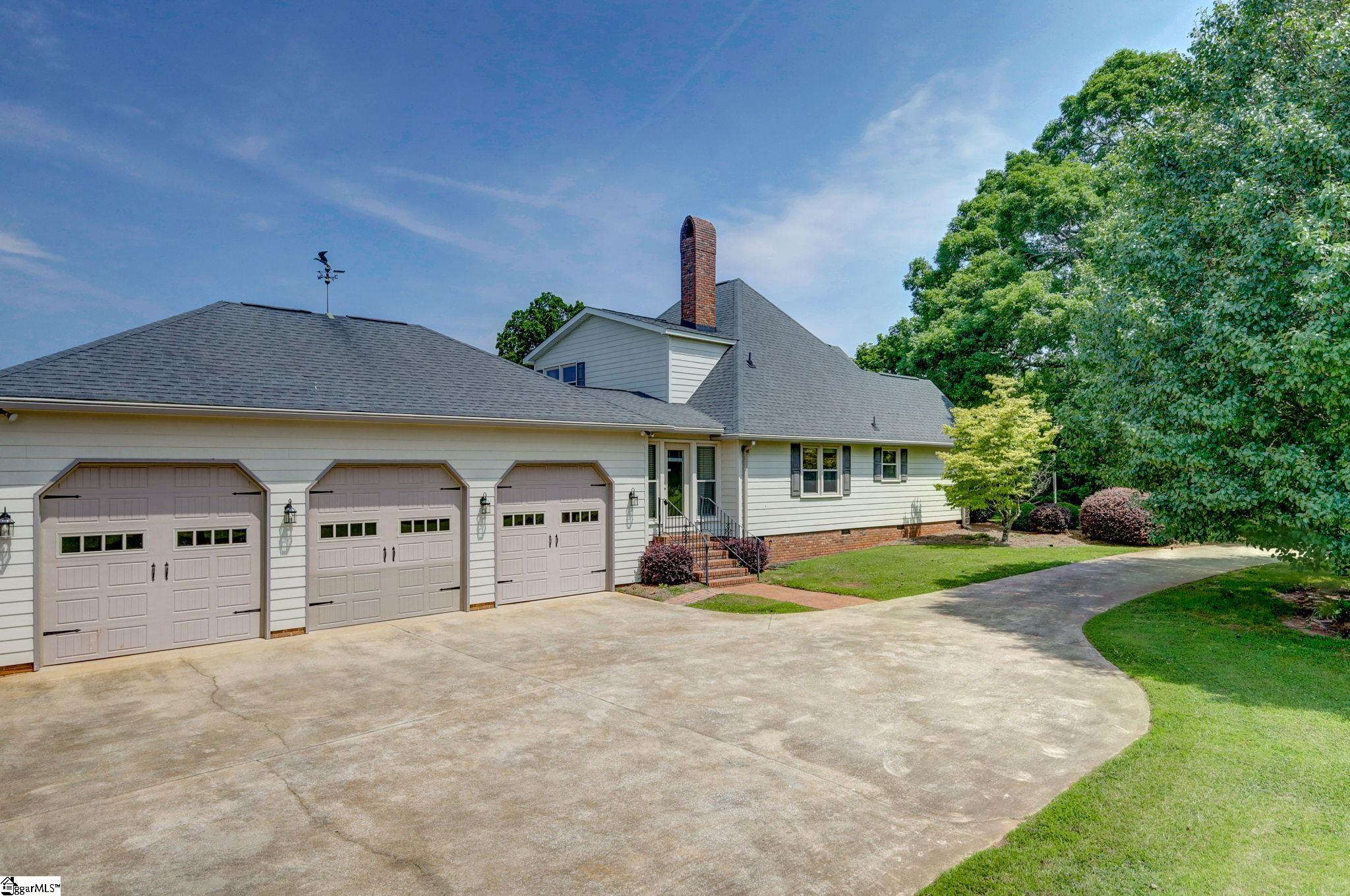 2835 Locust Hill Road Taylors, SC 29687 - Photo 29 of 32 Gallery Image 29