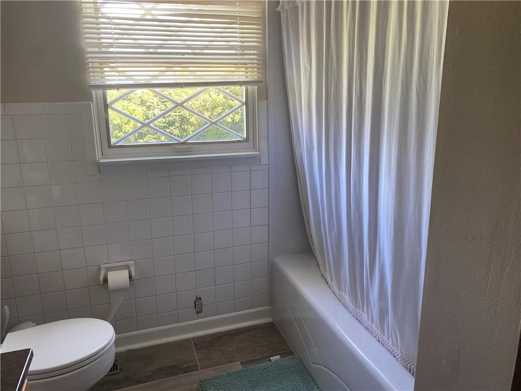 647 Linden Road Eighty Four, PA 15330 - Photo 12 of 25 Gallery Image 12