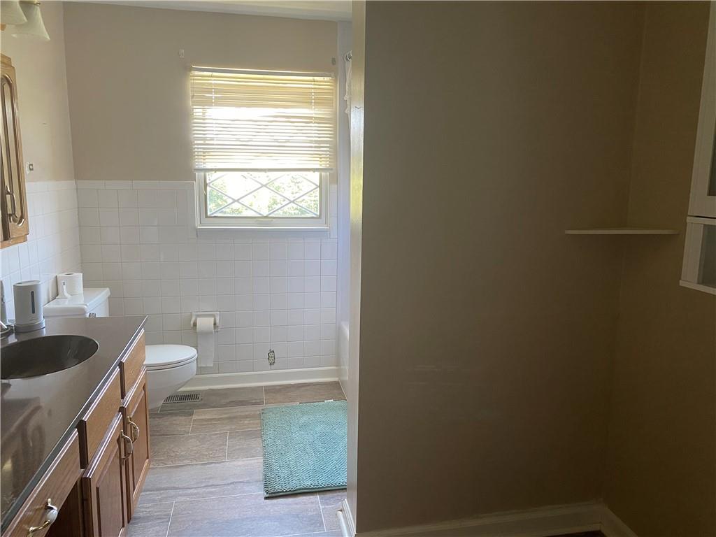 647 Linden Road Eighty Four, PA 15330 - Photo 13 of 25 Gallery Image 13
