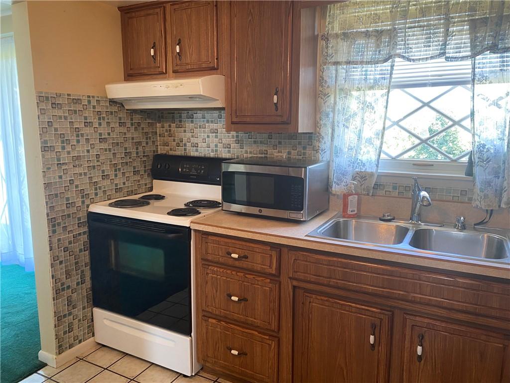 647 Linden Road Eighty Four, PA 15330 - Photo 10 of 25 Gallery Image 10