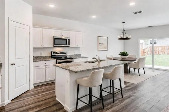 $2,670 | 720 Holly Street, Anna, TX 75409