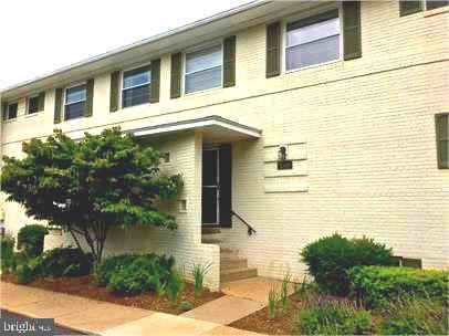 5319 Pooks Hill Road, Unit 1 Bethesda, MD 20814 - Photo 1 of 37 a front view of a house