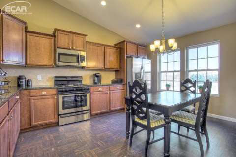 774 Ridgewood Drive Linden, MI 48451 - Photo 2 of 14 20449515-1.JPG
