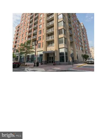 $2,345 | 1020 North Highland Street, Unit 423, Arlington, VA 22201