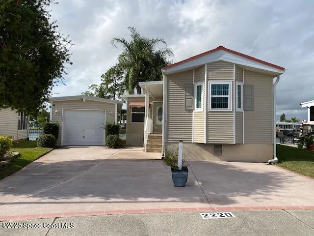 $186,500 | 2220 Orbiter Court, Unit 158, Titusville, FL 32796