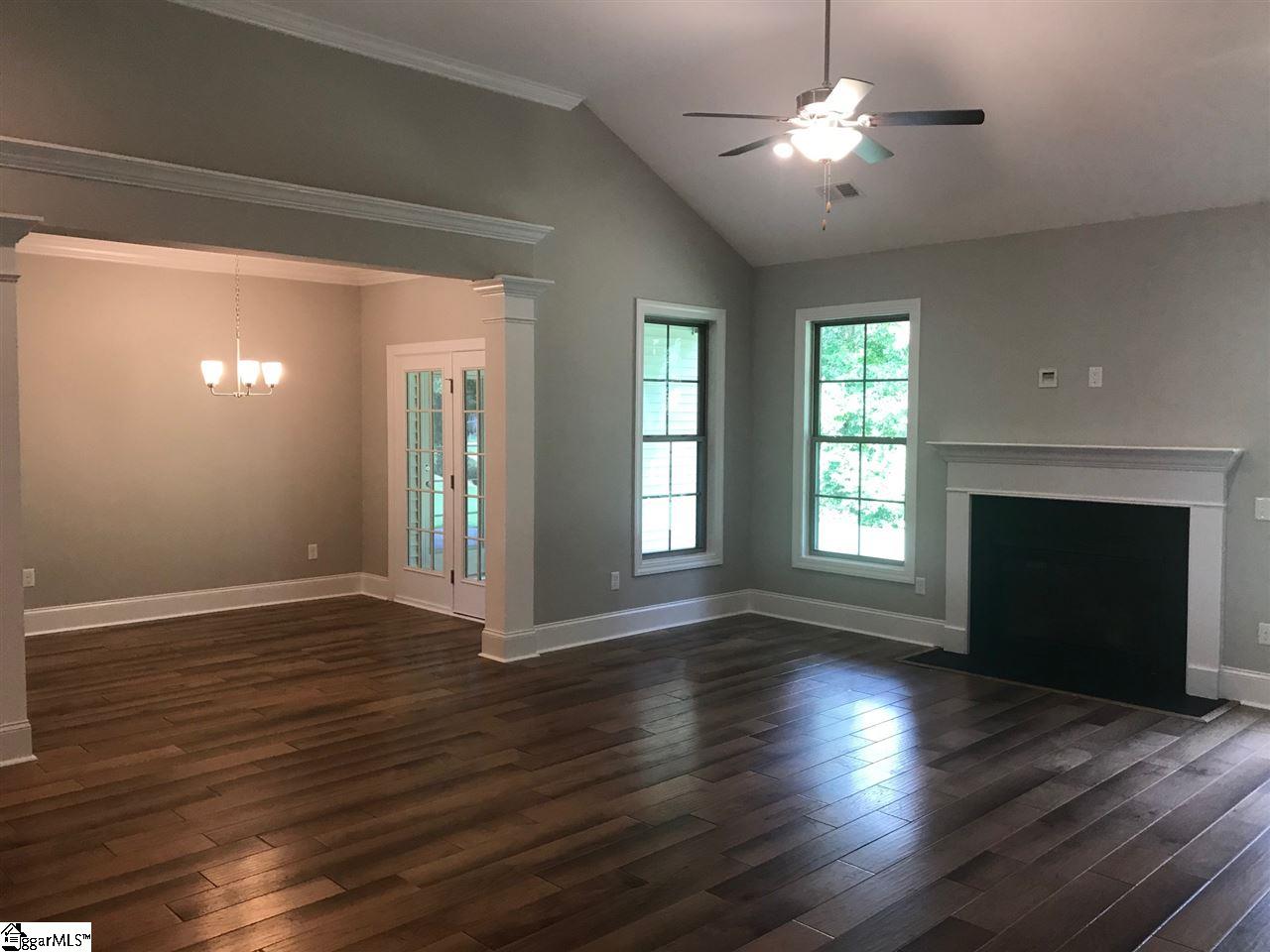 104 Crestgate Way Easley, SC 29642 - Photo 2 of 29 Gallery Image 2