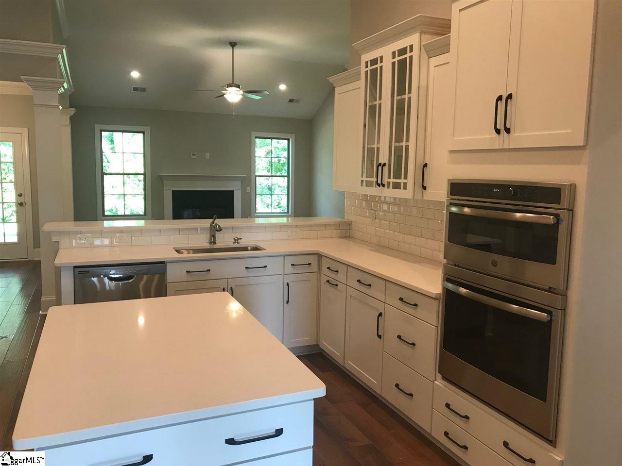 104 Crestgate Way Easley, SC 29642 - Photo 10 of 29 Gallery Image 10