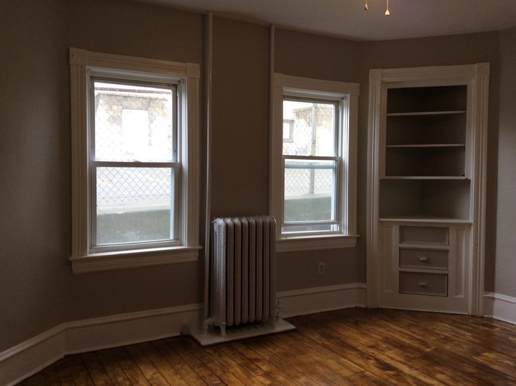 159 High Street Fall River, MA 02720 - Photo 7 of 32 Gallery Image 7