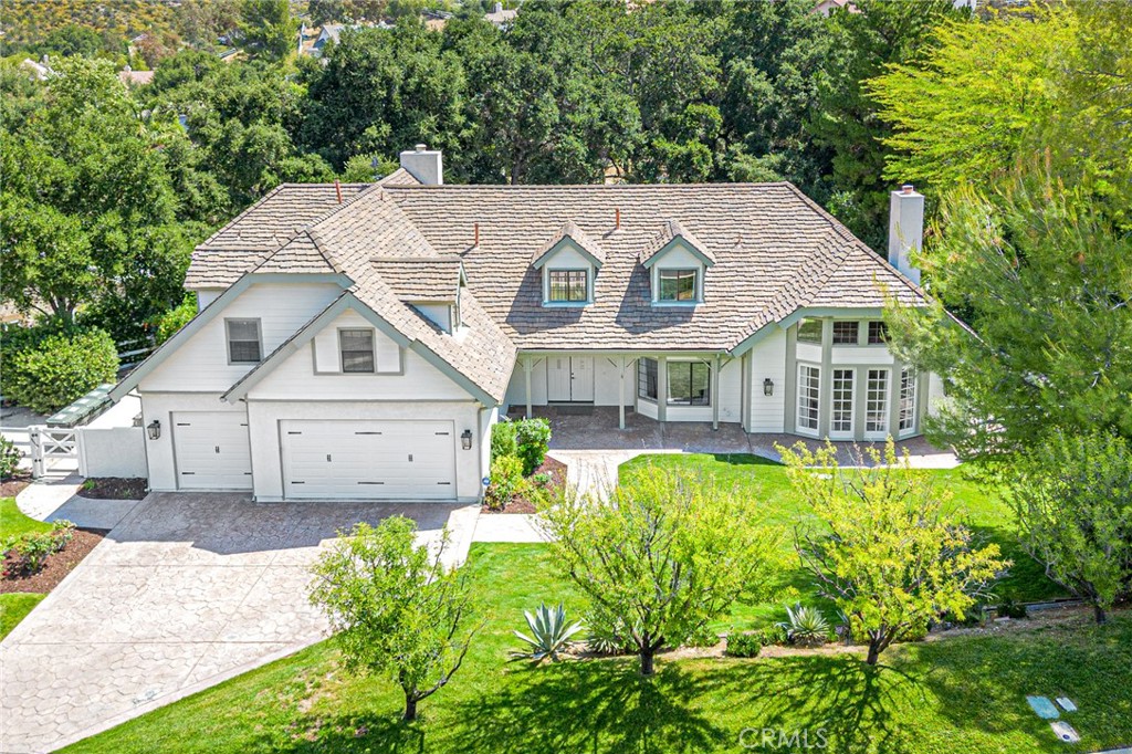 15601 Saddleback Road Canyon Country, CA 91387 - Photo 50 of 55 a aerial view of a house with a yard