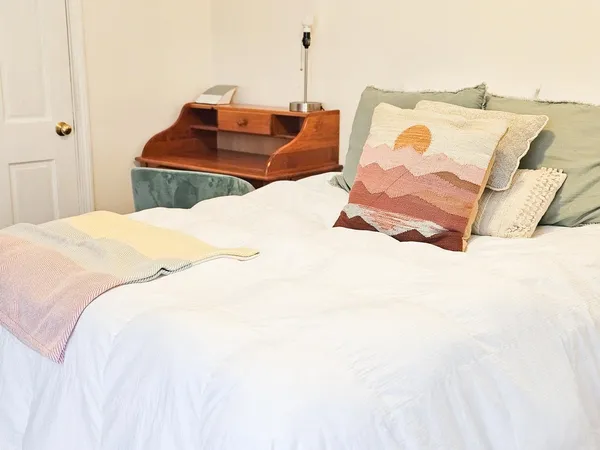 $2,995 | 34 Hidden Meadows Lane, Unit A, Eliot, ME 03903